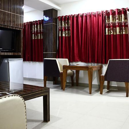 Hotel Maharaja カトラ 部屋 写真