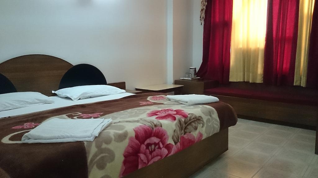 Hotel Maharaja カトラ 部屋 写真