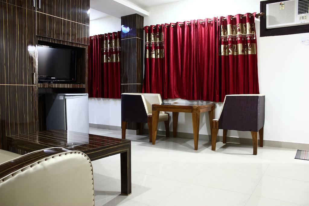 Hotel Maharaja カトラ 部屋 写真