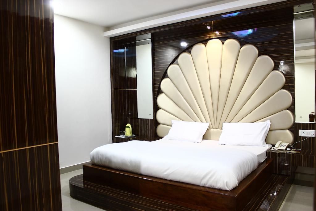 Hotel Maharaja カトラ 部屋 写真