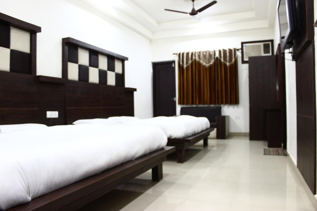 Hotel Maharaja カトラ 部屋 写真
